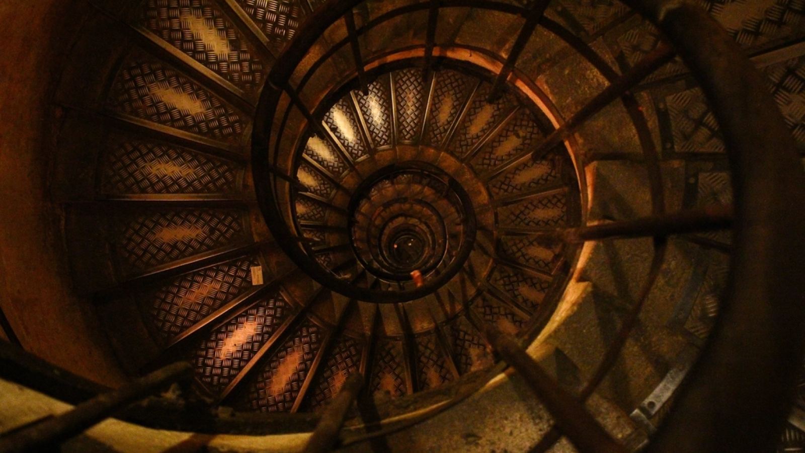 Escalera de caracol vista desde arriba