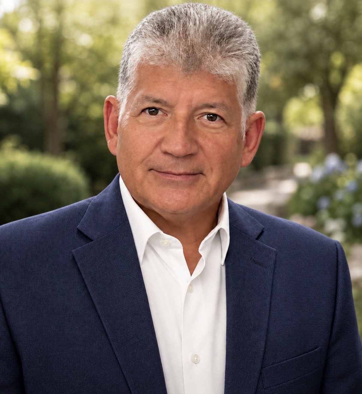 Hugo Herrera, terapeuta en adicciones y salud mental en Miami
